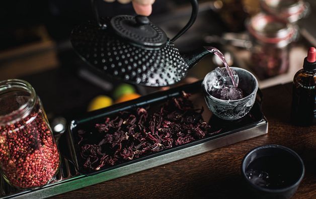 loft14 tea pouring in a cup